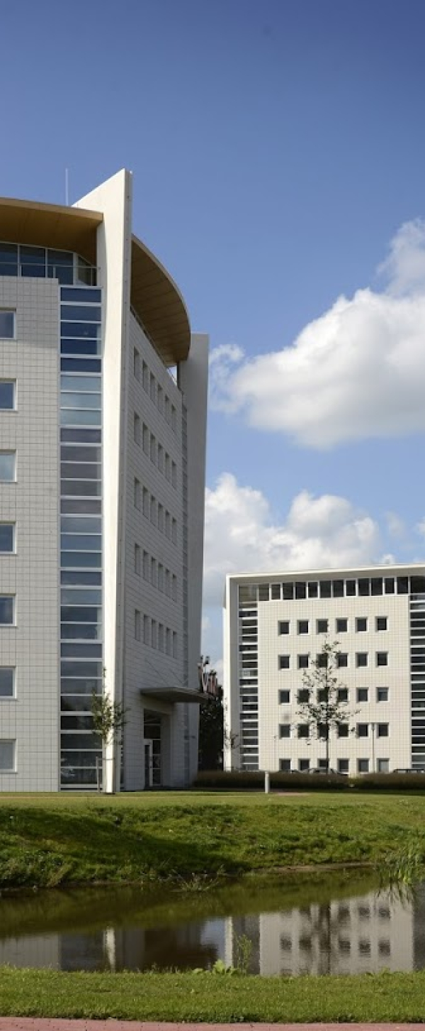 parkphi-Enschede-000.jpg