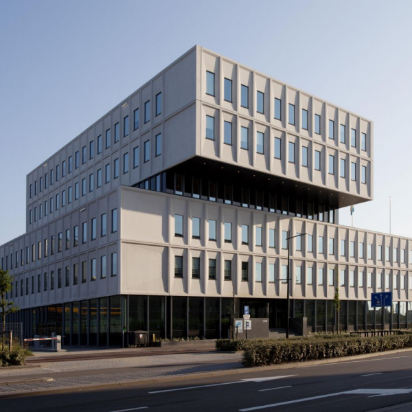 UWV-kantoor-Tilburg-02.png
